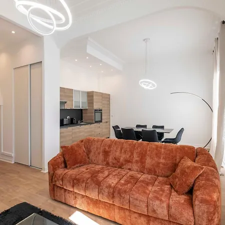 Appartement Loft Au Style Contemporain à 150m Des Plages De Juan-les-pins Antibes