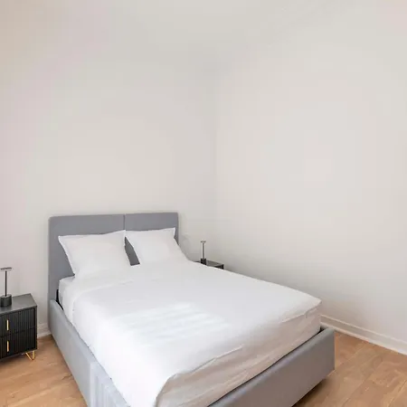 Loft Au Style Contemporain à 150m Des Plages De Juan-les-pins