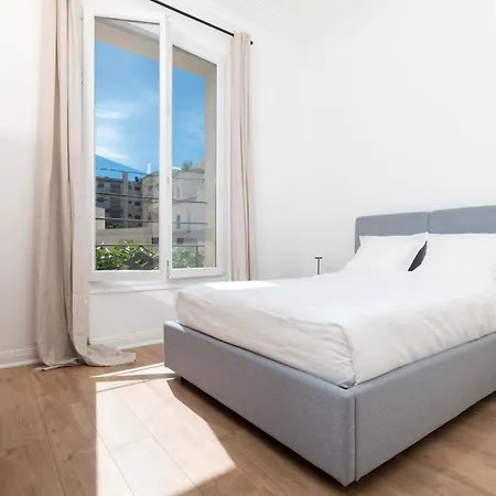 Appartement Loft Au Style Contemporain à 150m Des Plages De Juan-les-pins Antibes