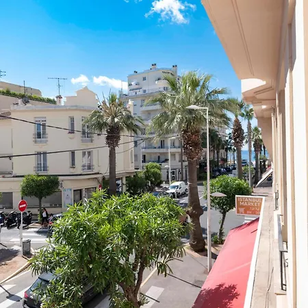 Appartement Loft Au Style Contemporain à 150m Des Plages De Juan-les-pins *